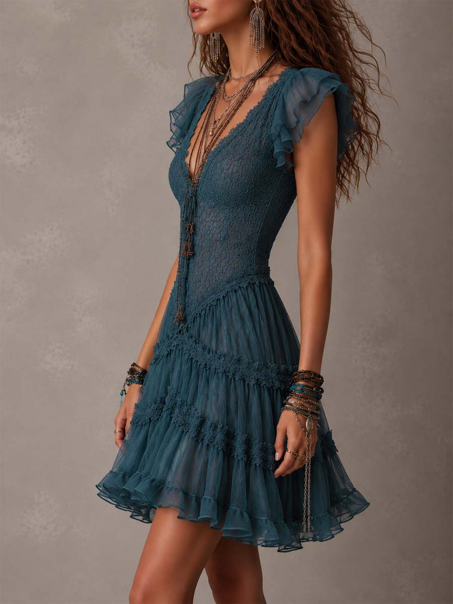 Azurine | Mini Robe à Volants en Dentelle Bleue Rétro et Mousseline