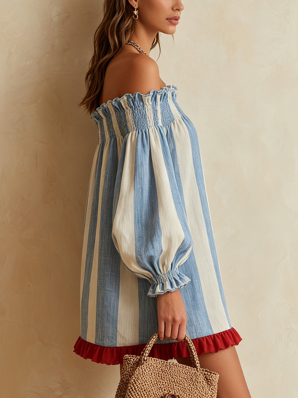 Ondine | Mini Robe Rayée Bleu et Blanc à Épaules Dénudées et Ourlet Contrasté