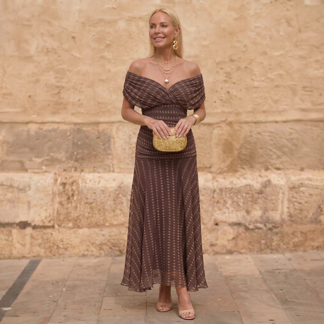 Romane | Robe mi-longue plissée à épaules dénudées