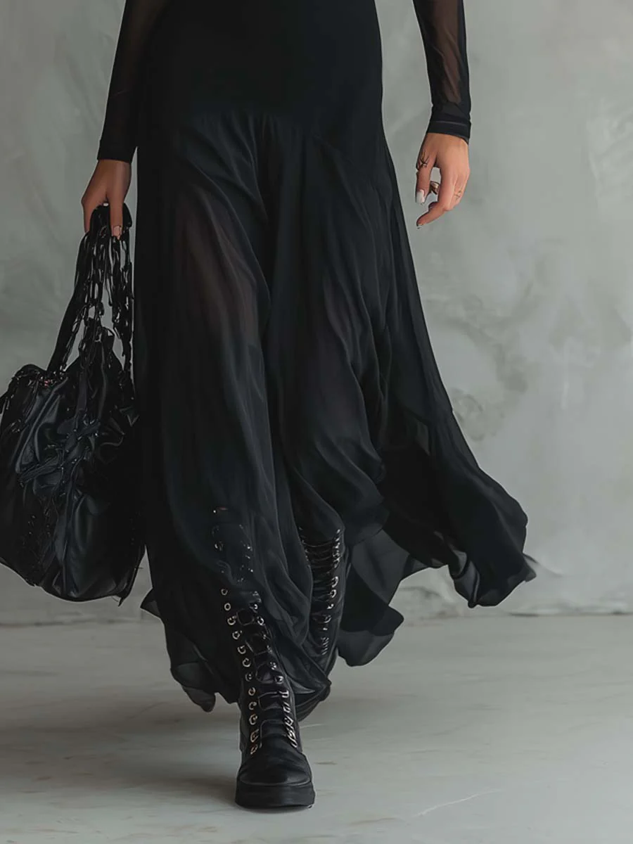Domitille | Robe Maxi Noire, Patchwork de Tulle