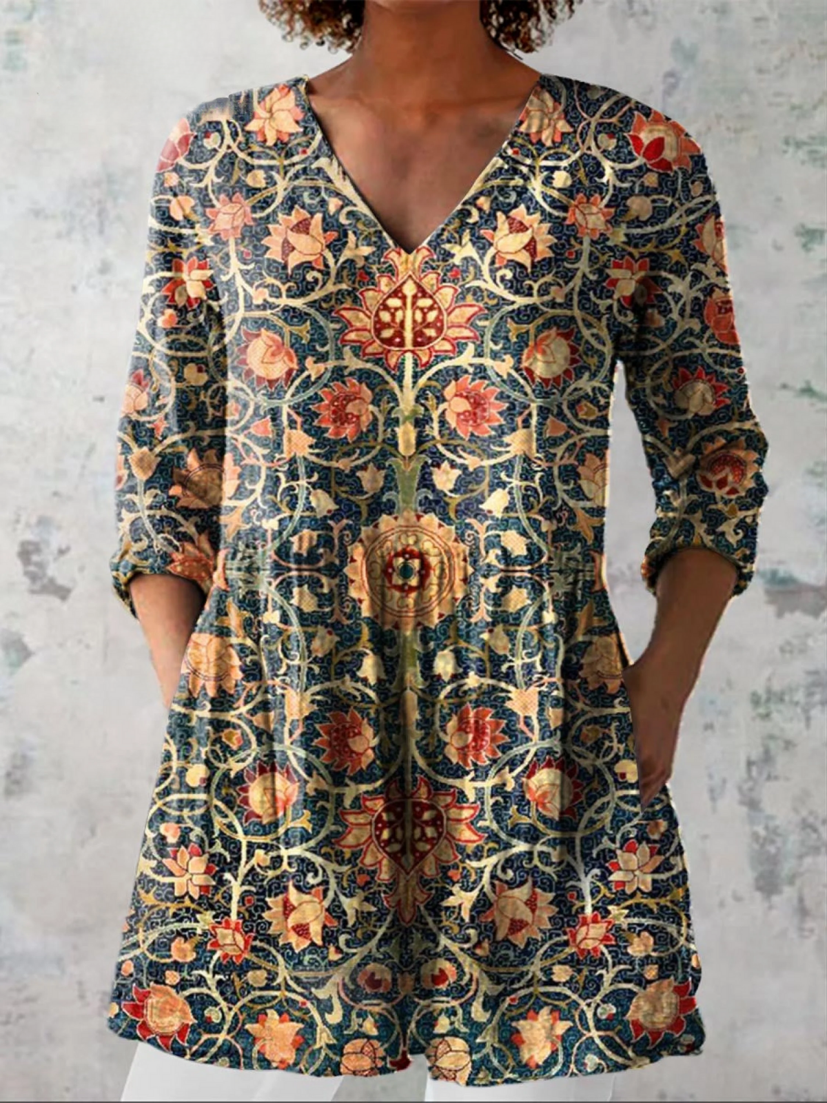 Elara | Blouse longue à col en V