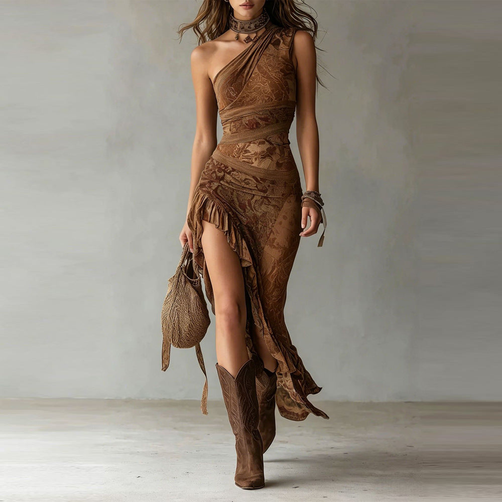 Elena | Robe maxi asymétrique à imprimé audacieux et fente volantée