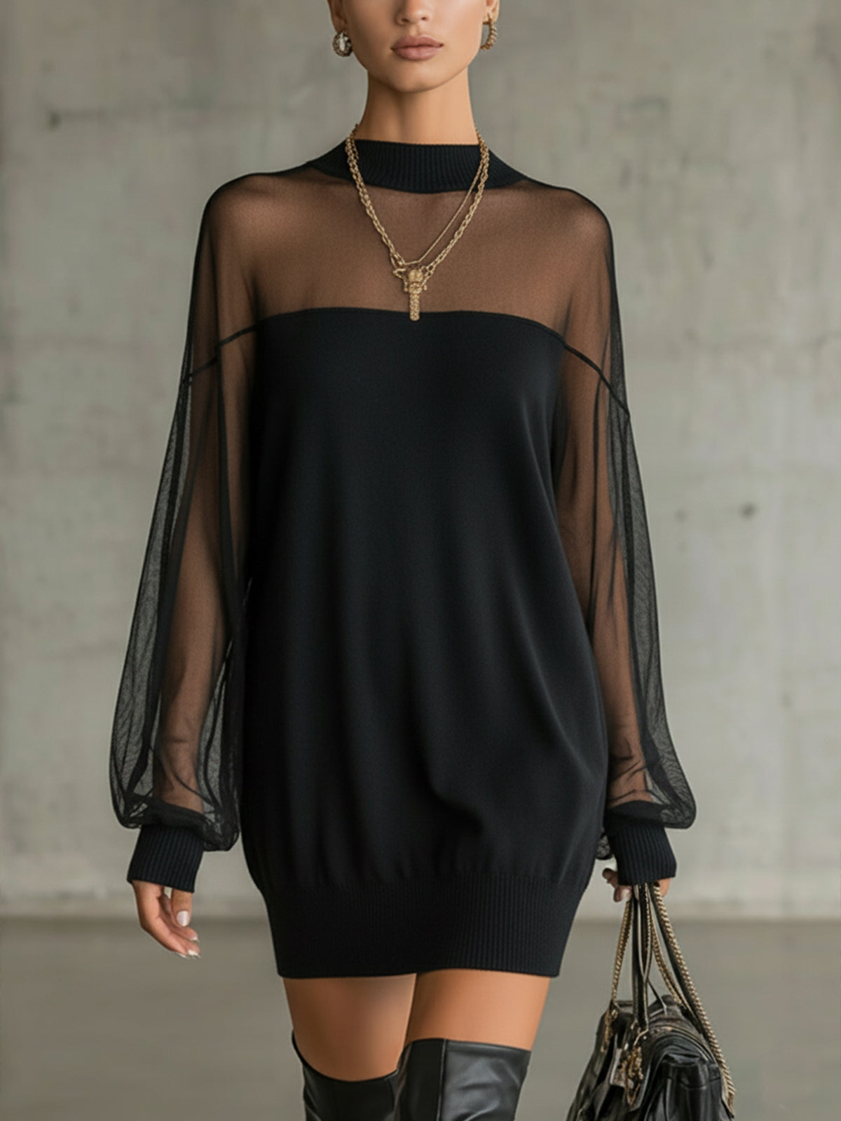 Domitille | Mini Robe Noire, Manches en Résille Transparente, Col Haut
