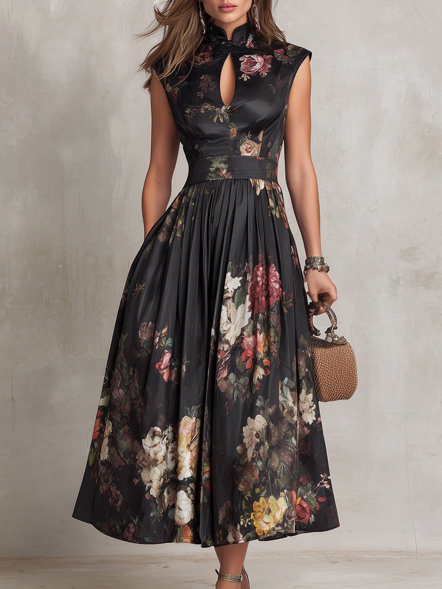 Violette™ | Robe midi en satin plissé noir à imprimé floral et encolure goutte d'eau