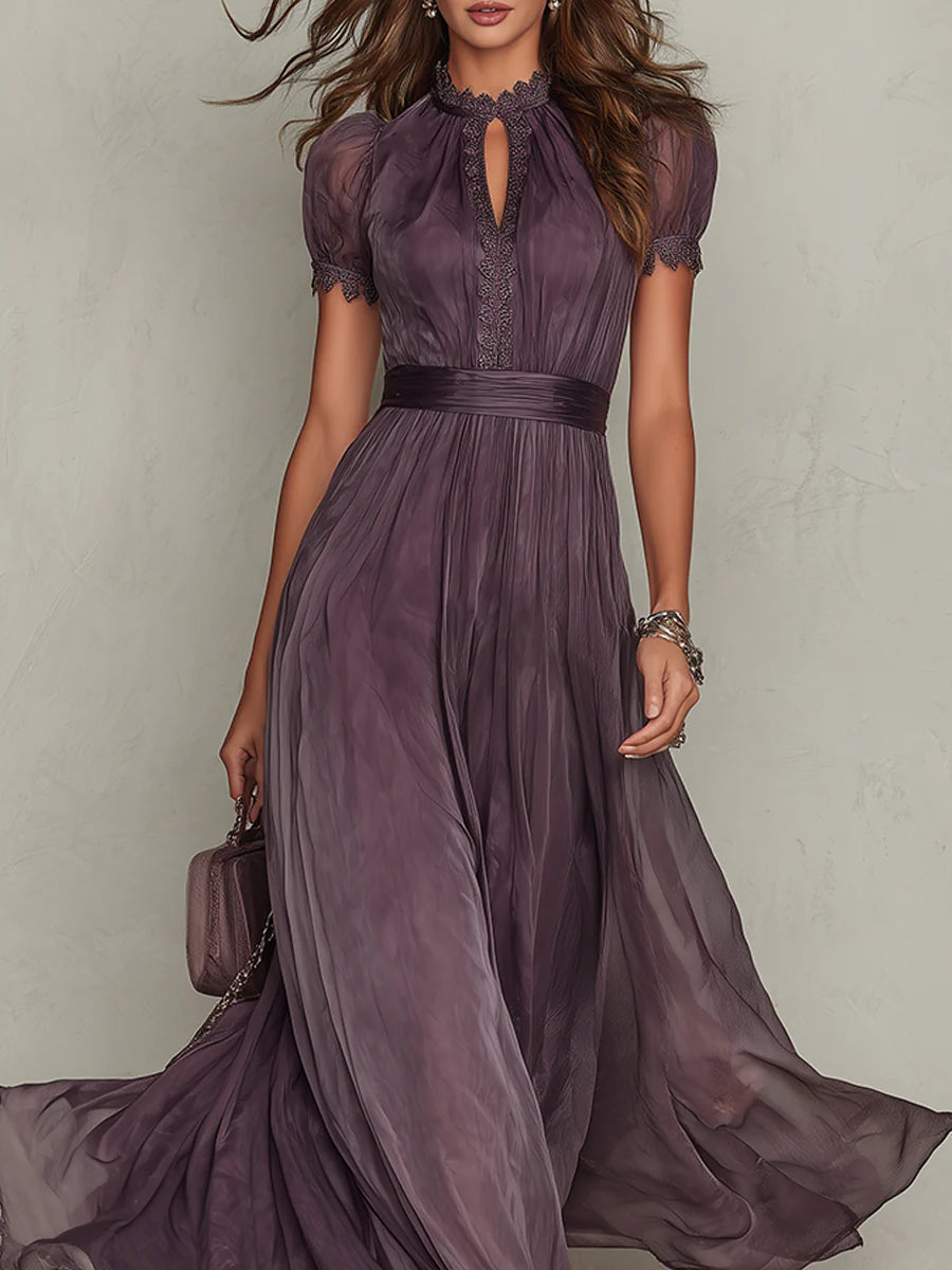 Prunelle | Robe Maxi en Mousseline Violette, Col Cœur, Bordure Dentelle