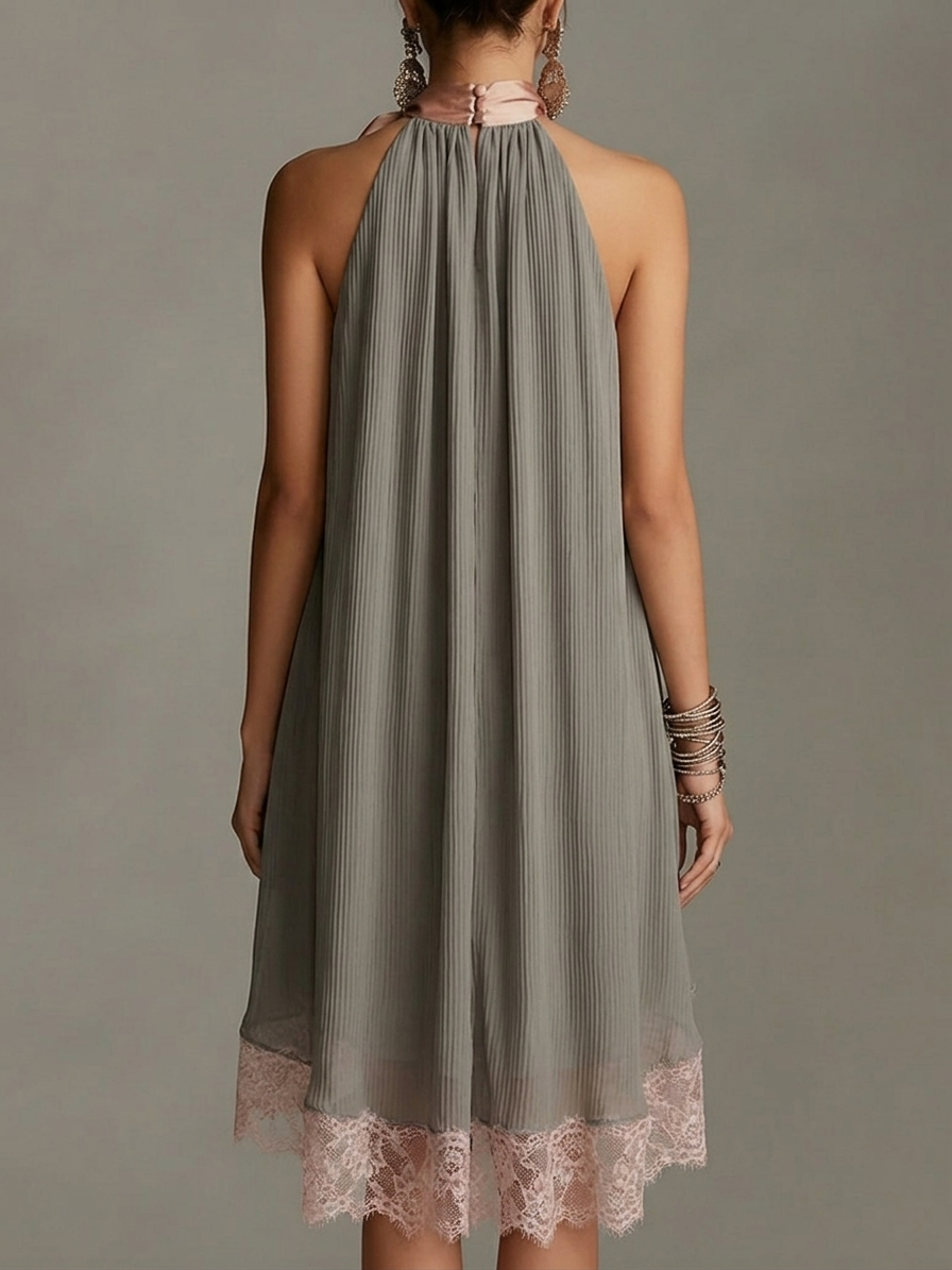 Béatrice | Mini Robe en Satin Gris, Nœud Rose et Dentelle