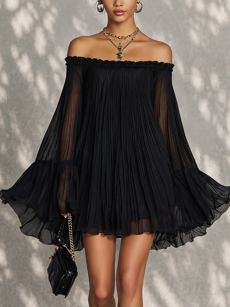 Zélie | Mini Robe Noire, Manches Cloche et Volants
