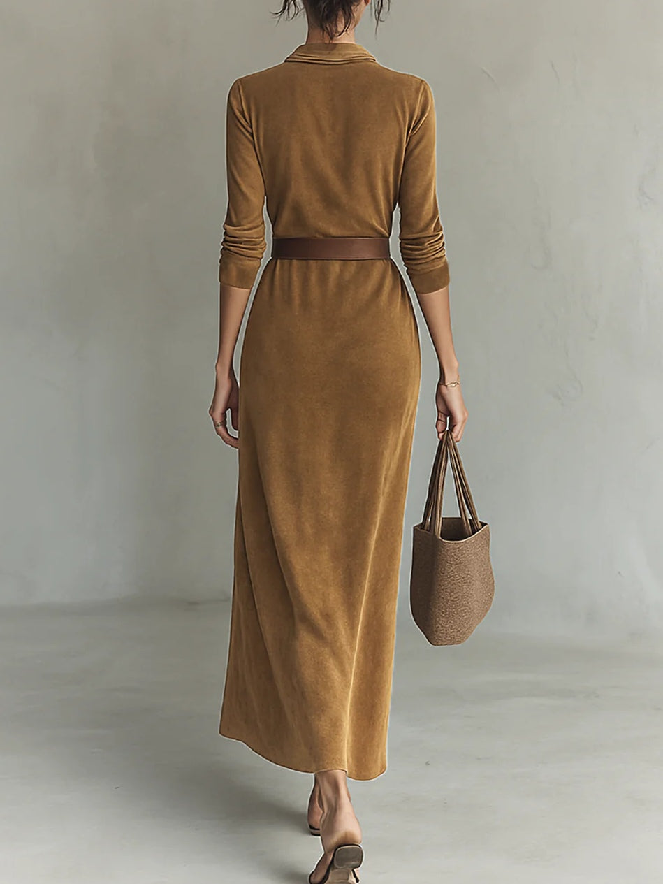Corentine | Robe Maxi en Suédine, Col Revers